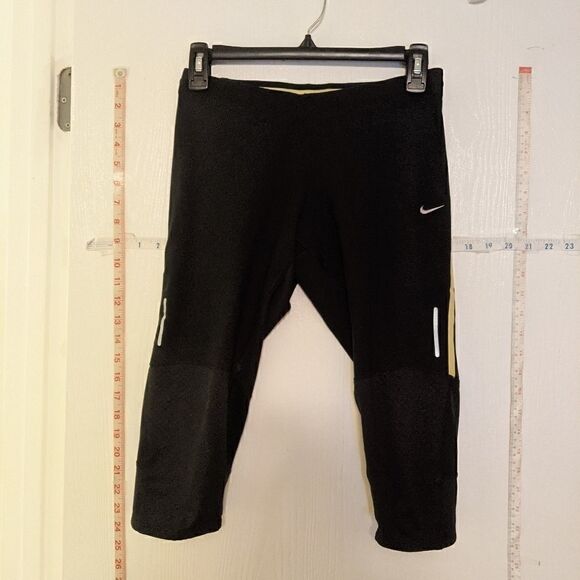 NIKE DRI FIT LADIES SIZE SMALL PERFORMANCE CAPRI - Picture 2 of 9